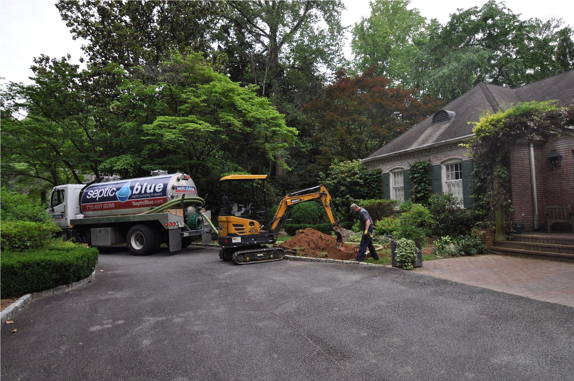 Septic Tank Repair in Four Corners, FL